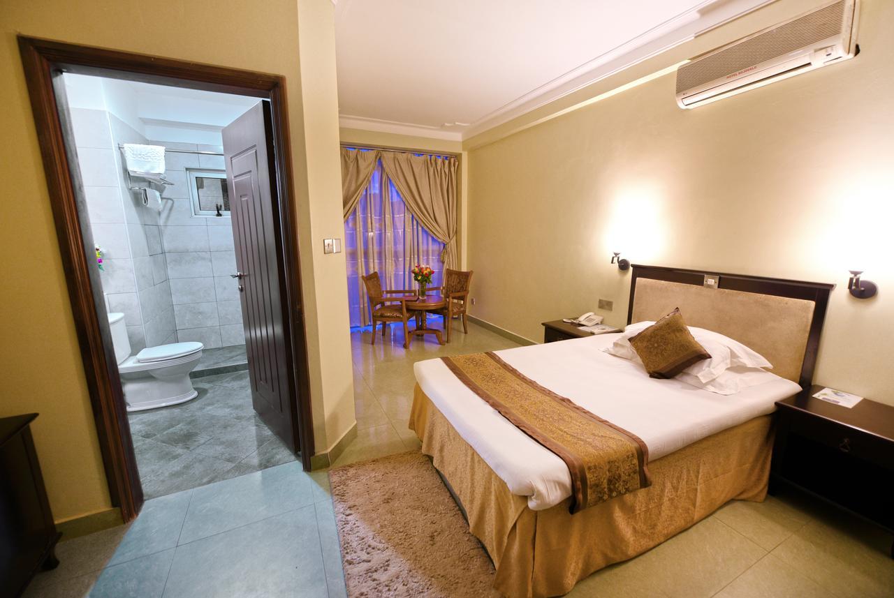 Hotel Sojovalo Kampala Kültér fotó